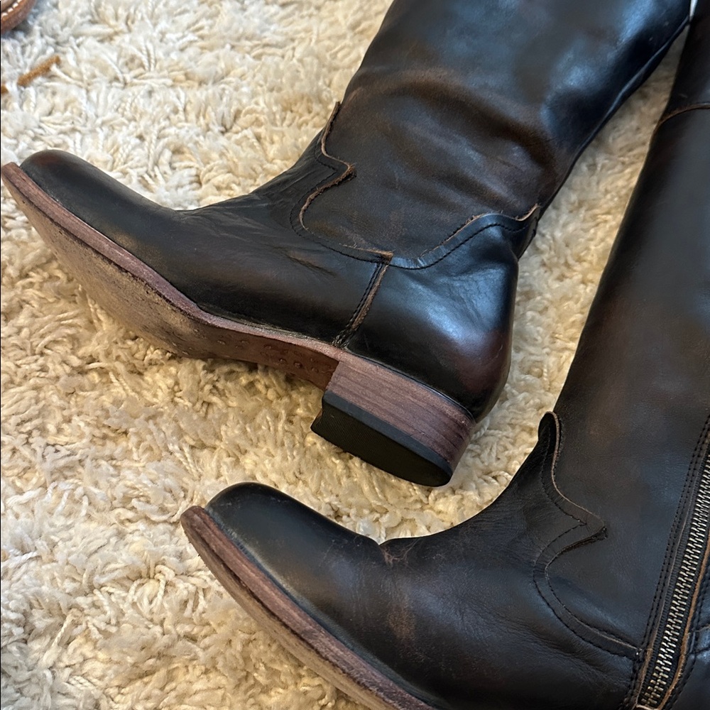 FREEBIRD CYN dark brown leather boots 9 - Picture 3 of 11